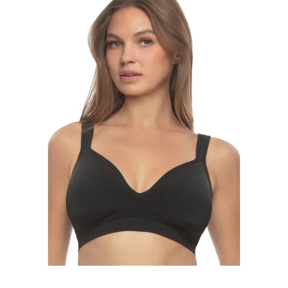 Felina Adaptive Cup Wire Free Bra Smooth Stretch Fabric Wireless Bra Small Beige
